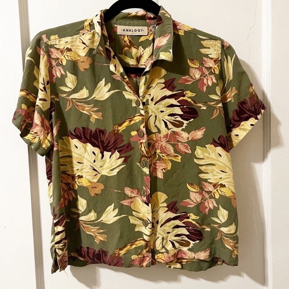 Vintage Analogy Hawaiian Button Down Pastel Shirt